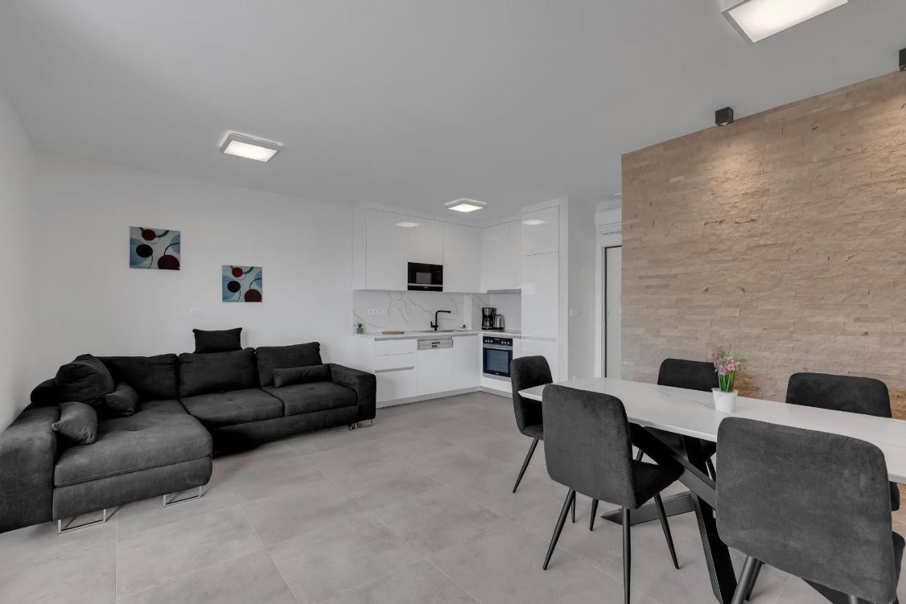 Luxury Apartment Adriasun Free Beach Parking Μακάρσκα Εξωτερικό φωτογραφία